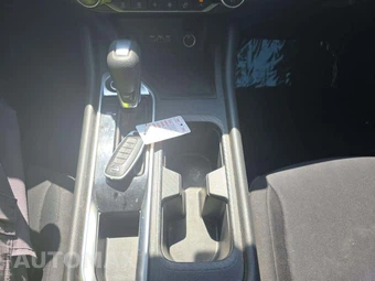 2024 Nissan Sentra SV - miniatura 5