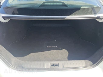 2024 Nissan Sentra SV - miniatura 16