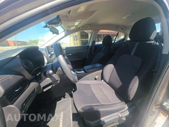 2024 Nissan Sentra SV – miniatura 3