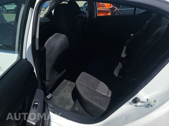 2024 Nissan Sentra SV – miniatura 13