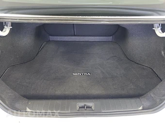 2024 Nissan Sentra SV – miniatura 17