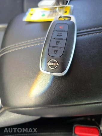 2024 Nissan Sentra SV - miniatura 8