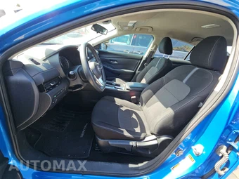 2024 Nissan Sentra SV – miniatura 7