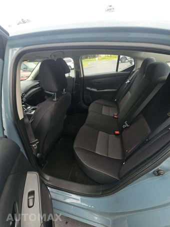 2024 Nissan Sentra SV – miniatura 10