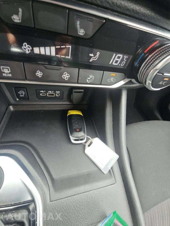 2024 Nissan Sentra SV – miniatura 5