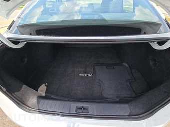 2024 Nissan Sentra SV – miniatura 14