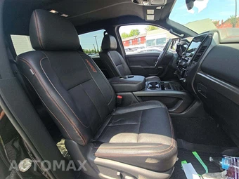 2024 Nissan TITAN PRO-4X Crew Cab Short Bed – miniatura 18