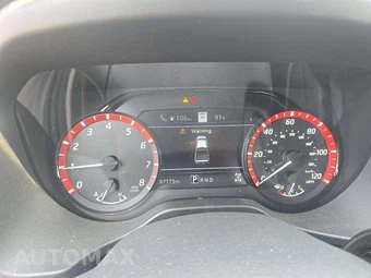 2024 Nissan TITAN PRO-4X Crew Cab Short Bed – miniatura 9