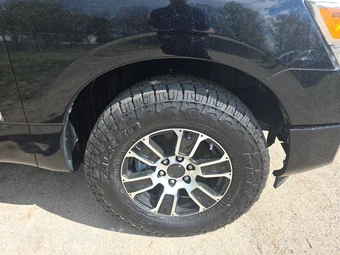 2024 Nissan TITAN SV Crew Cab Short Bed – miniatura 9