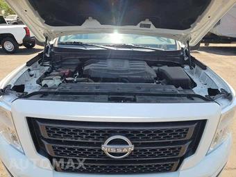 2024 Nissan TITAN SV Crew Cab Short Bed - miniatura 24