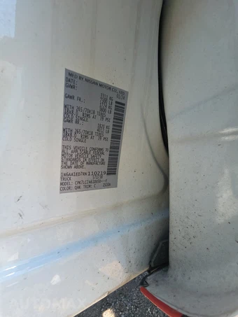 2024 Nissan TITAN SV Crew Cab Short Bed - miniatura 14