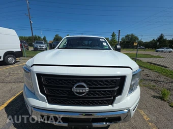 2024 Nissan TITAN SV Crew Cab Short Bed - miniatura 2