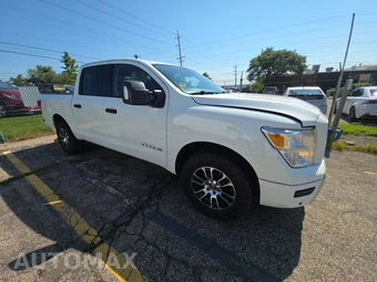 2024 Nissan TITAN SV Crew Cab Short Bed - miniatura 3