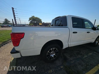 2024 Nissan TITAN SV Crew Cab Short Bed - miniatura 4