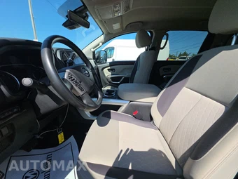 2024 Nissan TITAN SV Crew Cab Short Bed - miniatura 7
