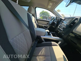 2024 Nissan TITAN SV Crew Cab Short Bed - miniatura 8