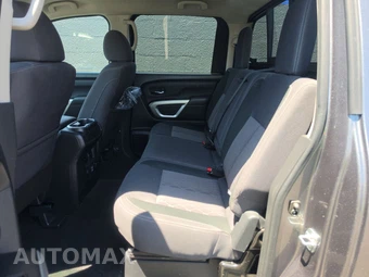2024 Nissan TITAN SV Crew Cab Short Bed – miniatura 13