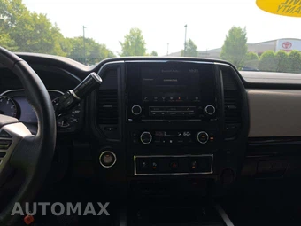 2024 Nissan TITAN SV Crew Cab Short Bed – miniatura 10