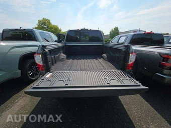 2024 Nissan TITAN SV Crew Cab Short Bed – miniatura 14