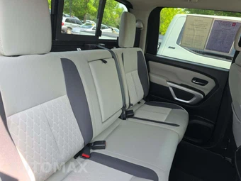 2024 Nissan TITAN SV Crew Cab Short Bed – miniatura 16