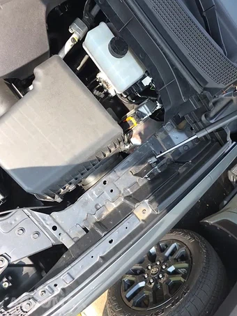 2024 Nissan TITAN SV Crew Cab Short Bed – miniatura 21