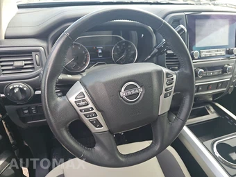 2024 Nissan TITAN SV Crew Cab Short Bed – miniatura 10