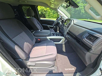 2024 Nissan TITAN SV Extended Cab Medium Bed – miniatura 15