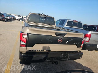 2024 Nissan TITAN XD PRO-4X Crew Cab Medium Bed – miniatura 5