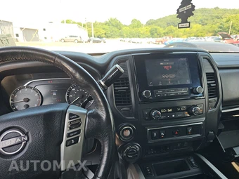 2024 Nissan TITAN XD SV Crew Cab Medium Bed - miniatura 11