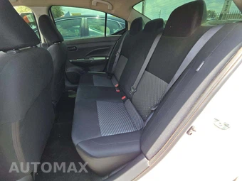 2024 Nissan Versa S – miniatura 13