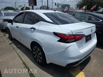 2024 Nissan Versa S – miniatura 2