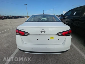 2024 Nissan Versa S – miniatura 5