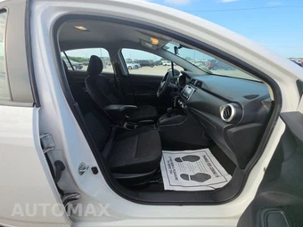 2024 Nissan Versa S – miniatura 8