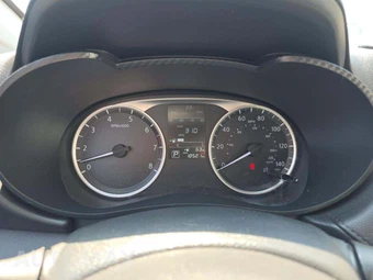 2024 Nissan Versa S - miniatura 9