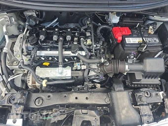 2024 Nissan Versa S - miniatura 15