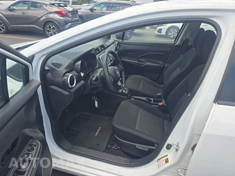 2024 Nissan Versa S - miniatura 7