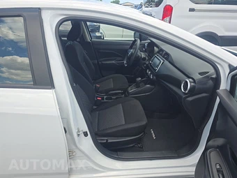 2024 Nissan Versa S - miniatura 8