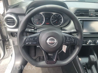 2024 Nissan Versa S - miniatura 10