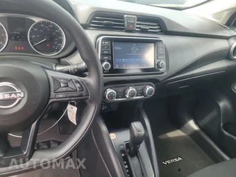 2024 Nissan Versa S - miniatura 11