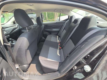 2024 Nissan Versa S - miniatura 13