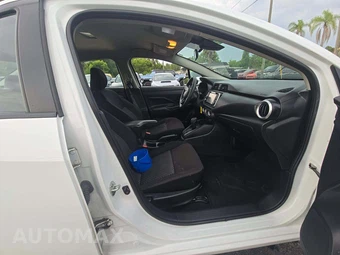 2024 Nissan Versa S – miniatura 17