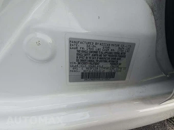 2024 Nissan Versa S – miniatura 5