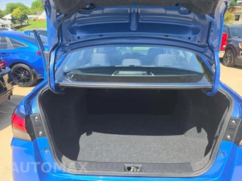 2024 Nissan Versa S – miniatura 14