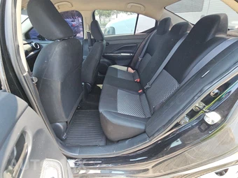 2024 Nissan Versa S - miniatura 13
