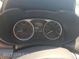 2024 Nissan Versa S – miniatura 9