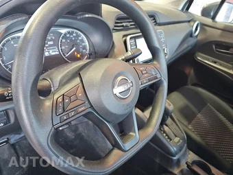 2024 Nissan Versa S - miniatura 10