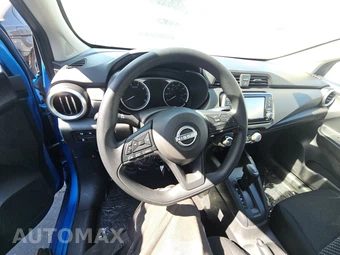 2024 Nissan Versa S – miniatura 10