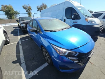 2024 Nissan Versa S – miniatura 3