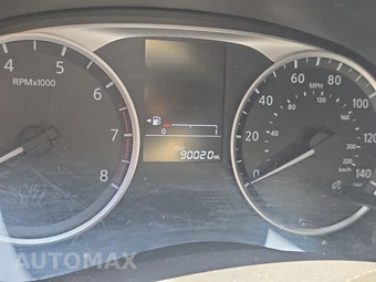 2024 Nissan Versa S – miniatura 12