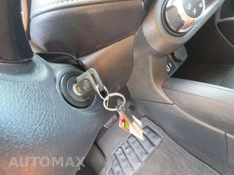 2024 Nissan Versa S - miniatura 8